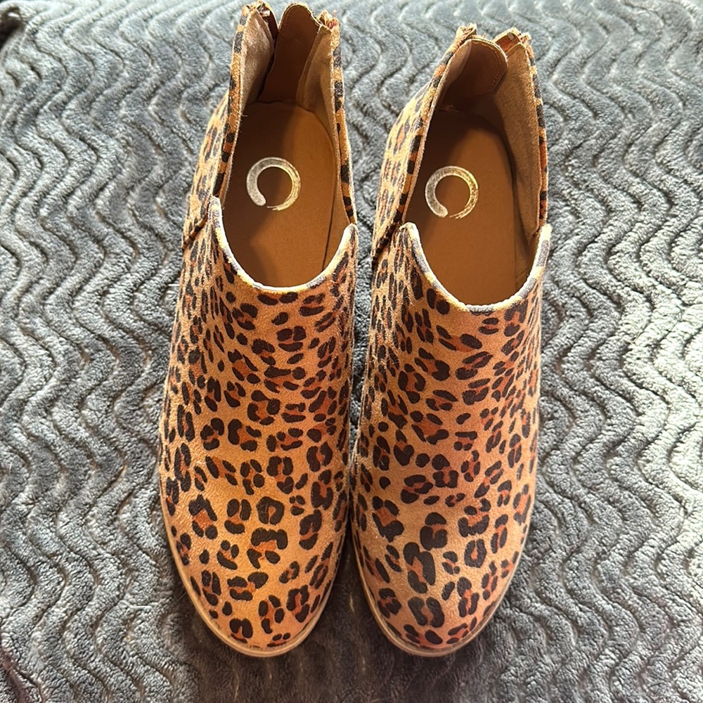 Journee Collection leopard bootie